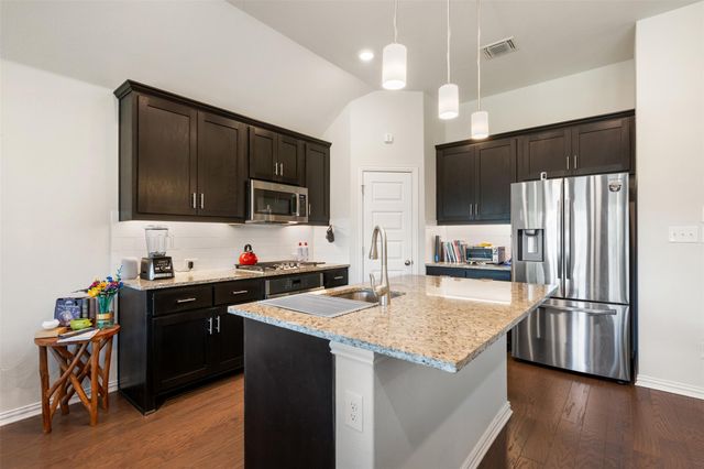 303 Cold River RUN, Kyle, TX 78640