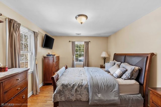 10 Dalrymple St, Randolph Twp., NJ 07869