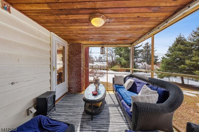 10 Dalrymple St, Randolph Twp., NJ 07869