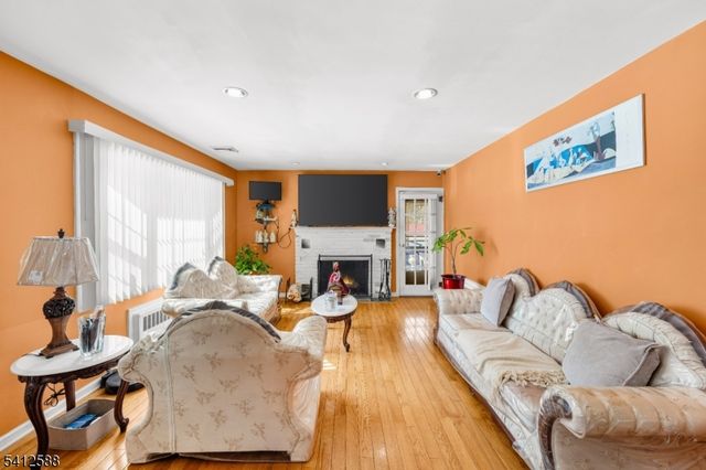 10 Dalrymple St, Randolph Twp., NJ 07869