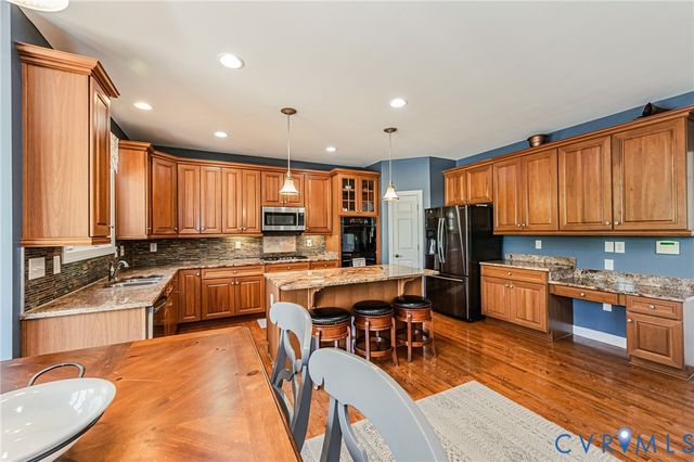 7717 Patriots Landing Pl, Quinton, VA 23141
