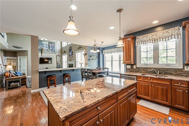 7717 Patriots Landing Pl, Quinton, VA 23141