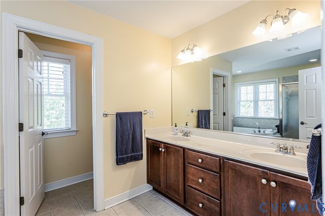 7717 Patriots Landing Pl, Quinton, VA 23141