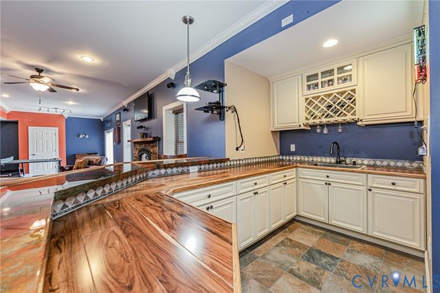 7717 Patriots Landing Pl, Quinton, VA 23141