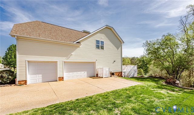 7717 Patriots Landing Pl, Quinton, VA 23141