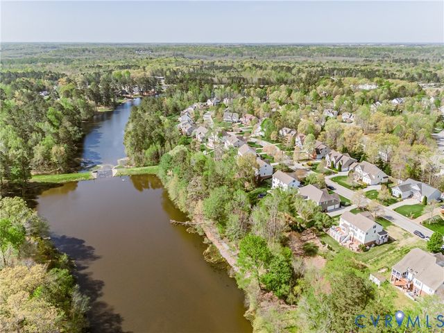 7717 Patriots Landing Pl, Quinton, VA 23141