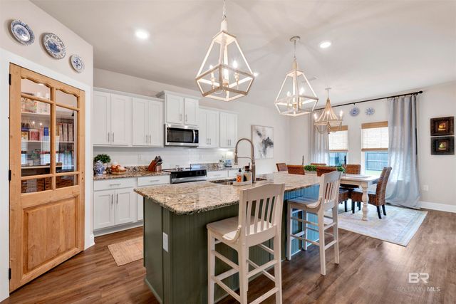 383 Apollo Avenue, Gulf Shores, AL 36542