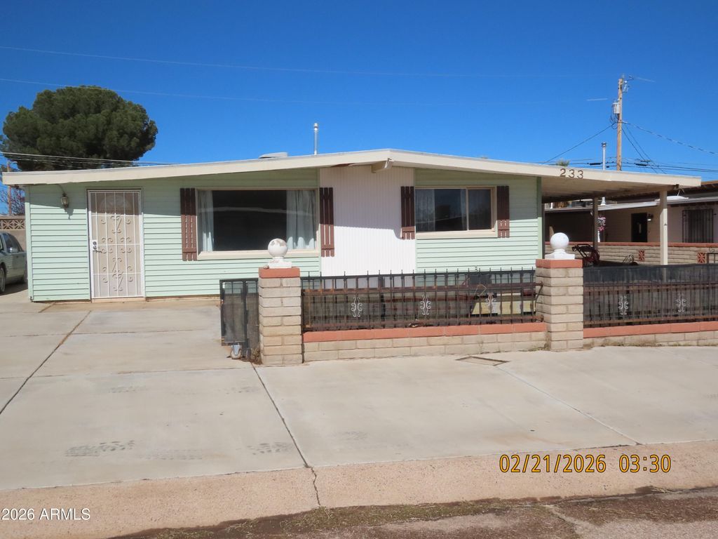 233 W BERRIDGE Drive, Sierra Vista, AZ 85635