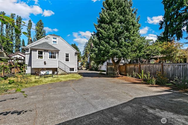 1035 NE 91st Street, Seattle, WA 98115