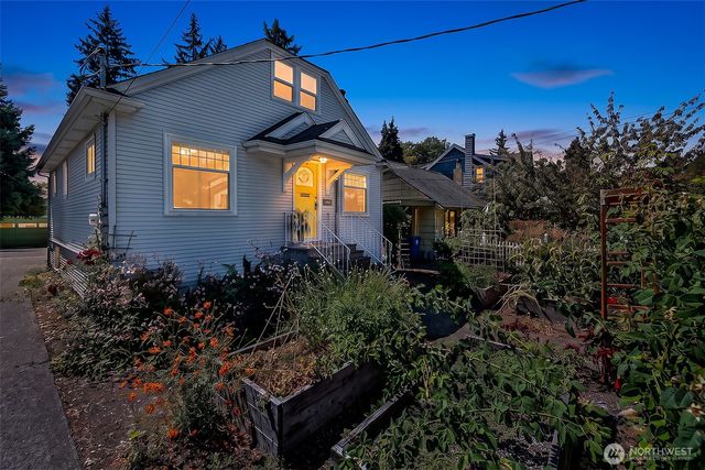 1035 NE 91st Street, Seattle, WA 98115