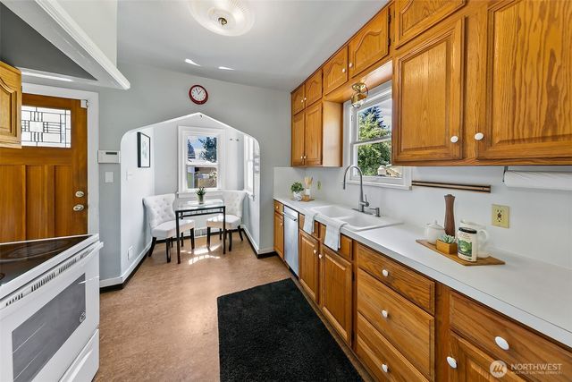 1035 NE 91st Street, Seattle, WA 98115