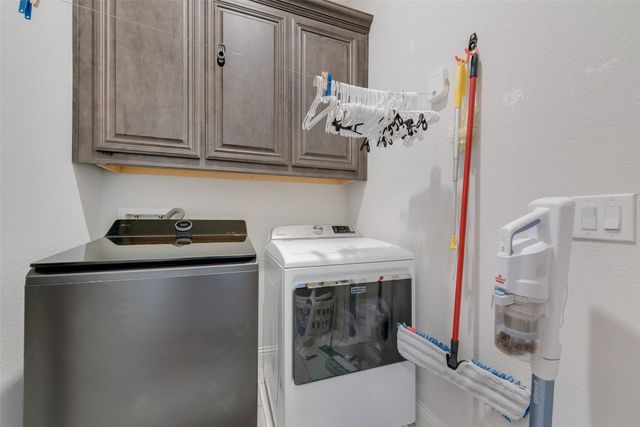 605 Dusty Glen Trail, Midlothian, TX 76065