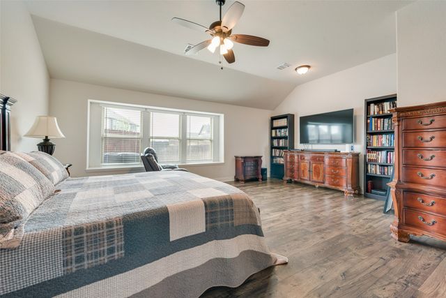 605 Dusty Glen Trail, Midlothian, TX 76065