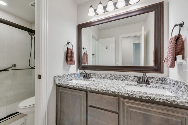 605 Dusty Glen Trail, Midlothian, TX 76065