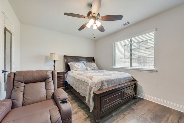 605 Dusty Glen Trail, Midlothian, TX 76065