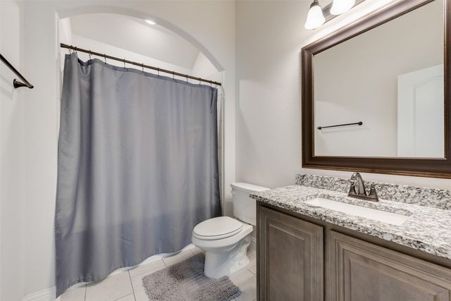 605 Dusty Glen Trail, Midlothian, TX 76065