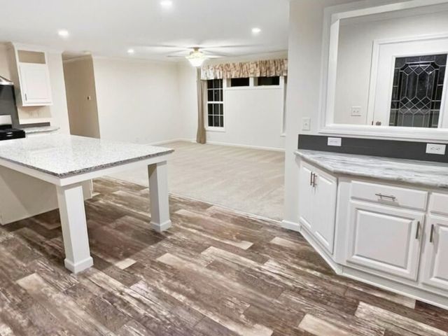 24 Adder Lane, Seabrook, NH 03874