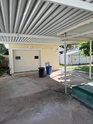 424 H St NW, Miami, OK 74354