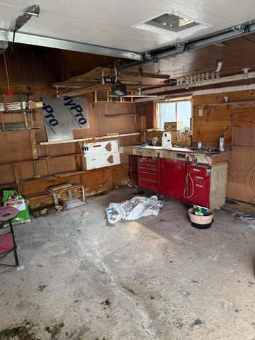 424 H St NW, Miami, OK 74354