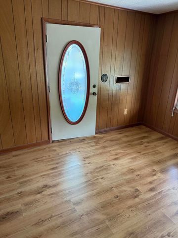 424 H St NW, Miami, OK 74354