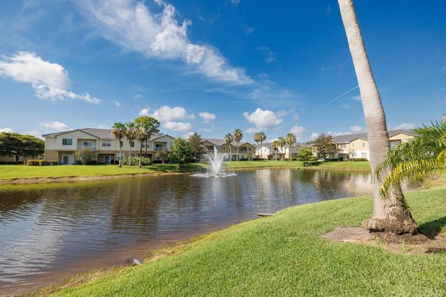 1560 SE Sheffield Terrace 102, Stuart, FL 34994