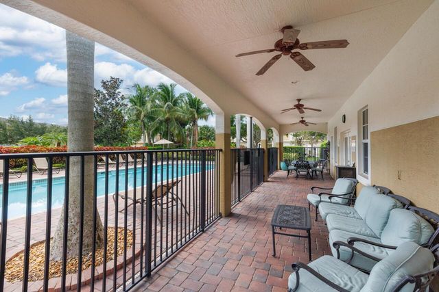 1560 SE Sheffield Terrace 102, Stuart, FL 34994