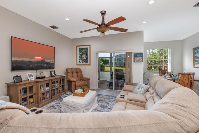 1560 SE Sheffield Terrace 102, Stuart, FL 34994