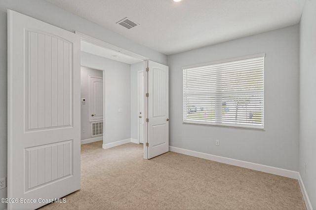 450 Hammond Street SW, Palm Bay, FL 32908