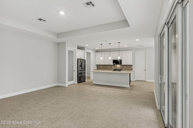 450 Hammond Street SW, Palm Bay, FL 32908