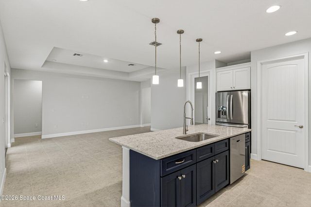 450 Hammond Street SW, Palm Bay, FL 32908