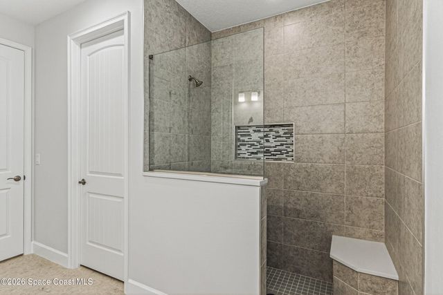 450 Hammond Street SW, Palm Bay, FL 32908