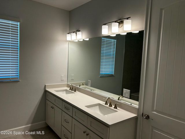 450 Hammond Street SW, Palm Bay, FL 32908