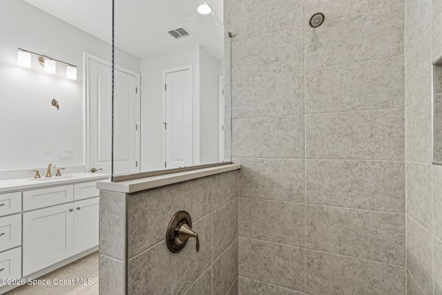 450 Hammond Street SW, Palm Bay, FL 32908