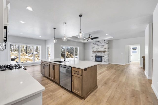 3698 FOLKESTONE DRIVE, Green Bay, WI 54313