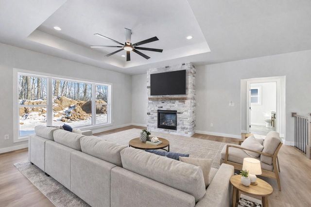 3698 FOLKESTONE DRIVE, Green Bay, WI 54313