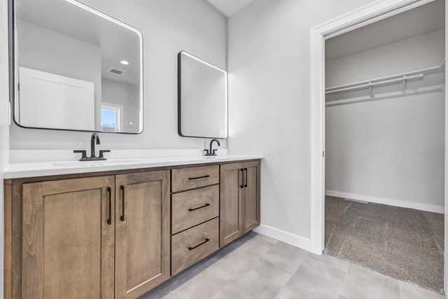 3698 FOLKESTONE DRIVE, Green Bay, WI 54313