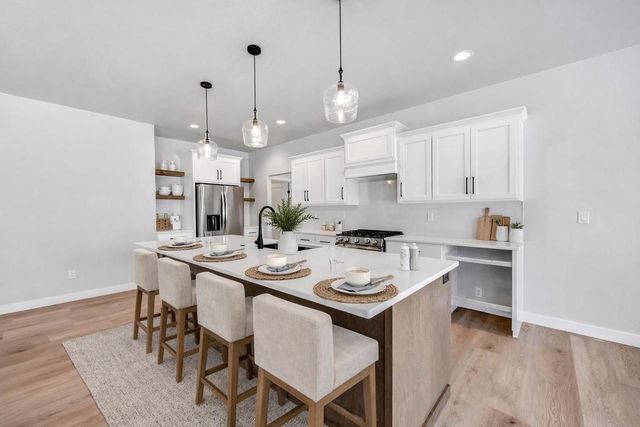 3698 FOLKESTONE DRIVE, Green Bay, WI 54313