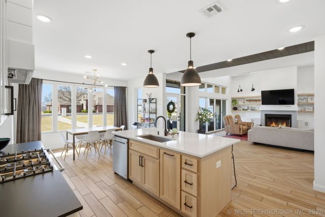 12339 Shoreline Drive, Sperry, OK 74073