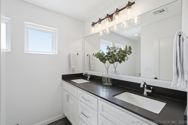 12339 Shoreline Drive, Sperry, OK 74073