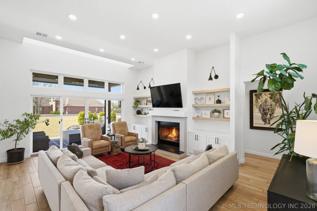 12339 Shoreline Drive, Sperry, OK 74073