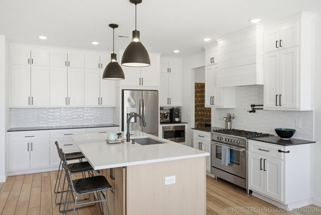 12339 Shoreline Drive, Sperry, OK 74073