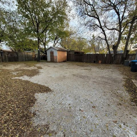 4024 Neches Street, Fort Worth, TX 76106