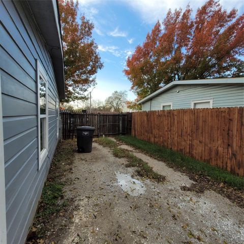 4024 Neches Street, Fort Worth, TX 76106