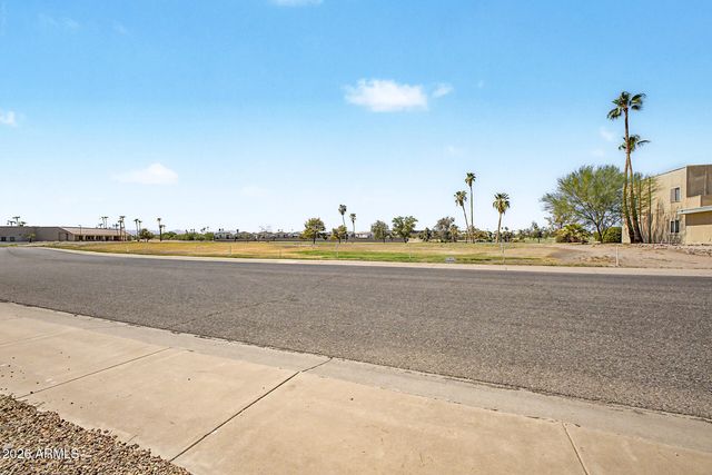 19221 N STAR RIDGE Drive, Sun City West, AZ 85375