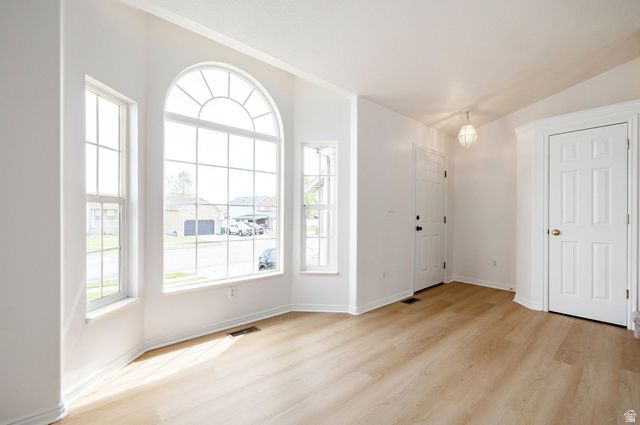 4212 W 5850 S, Roy, UT 84067