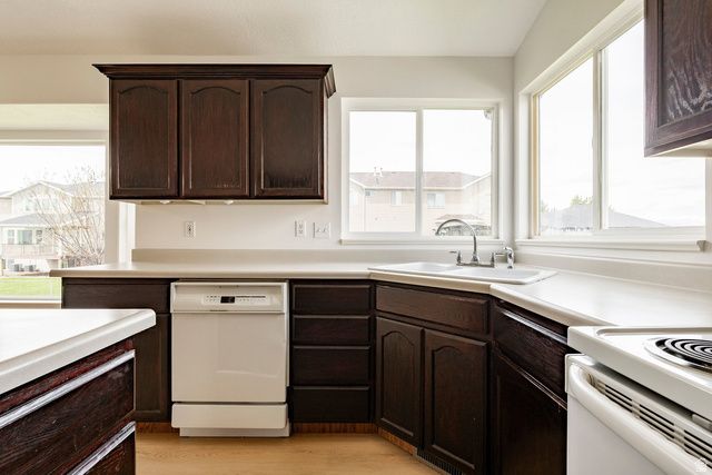 4212 W 5850 S, Roy, UT 84067