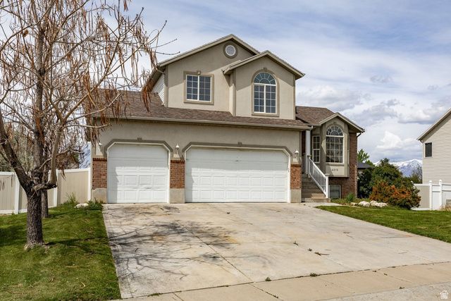 4212 W 5850 S, Roy, UT 84067