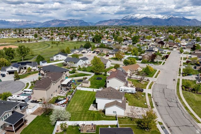 4212 W 5850 S, Roy, UT 84067