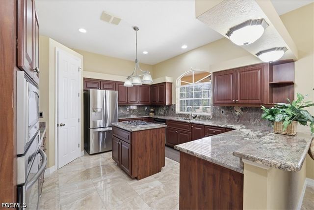 14760 Royal Oak CT, Fort Myers, FL 33919