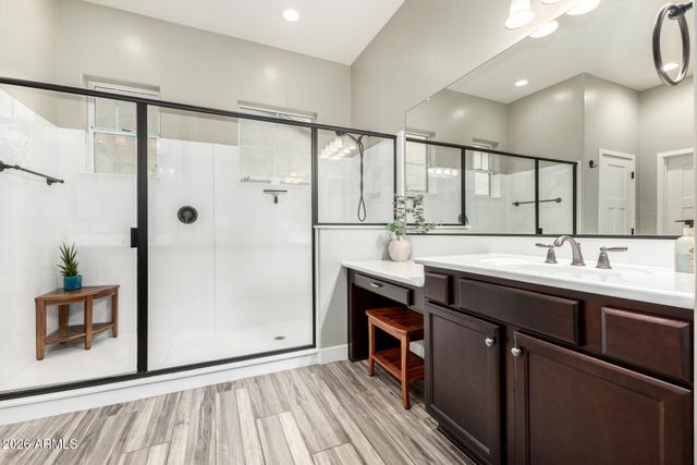 10555 E MENDOZA Avenue, Mesa, AZ 85209